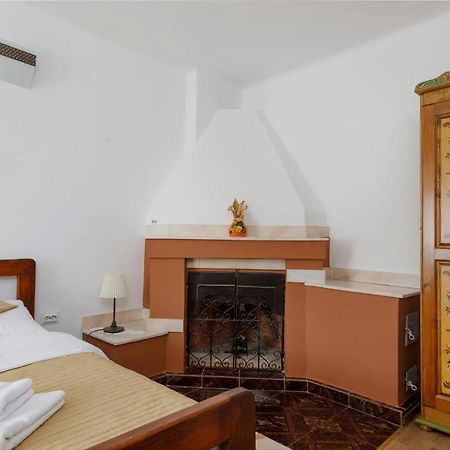 Casa Rasnoveana Екстериор снимка