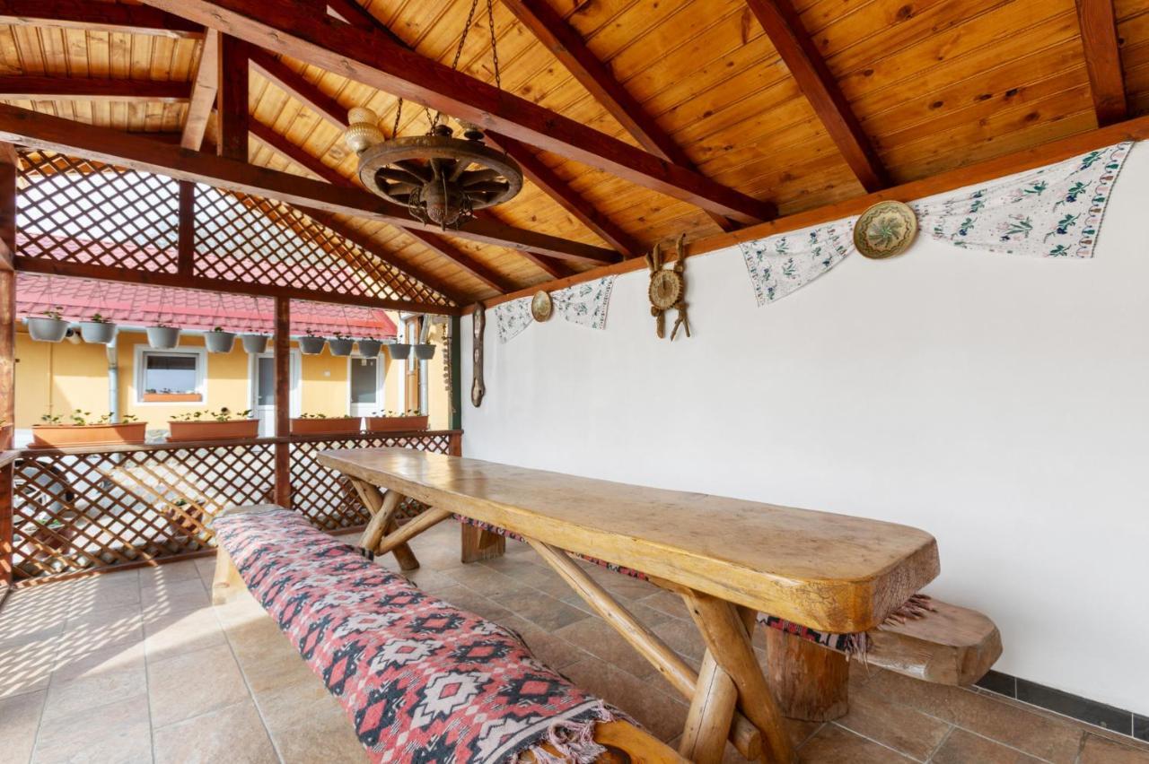 Casa Rasnoveana Екстериор снимка